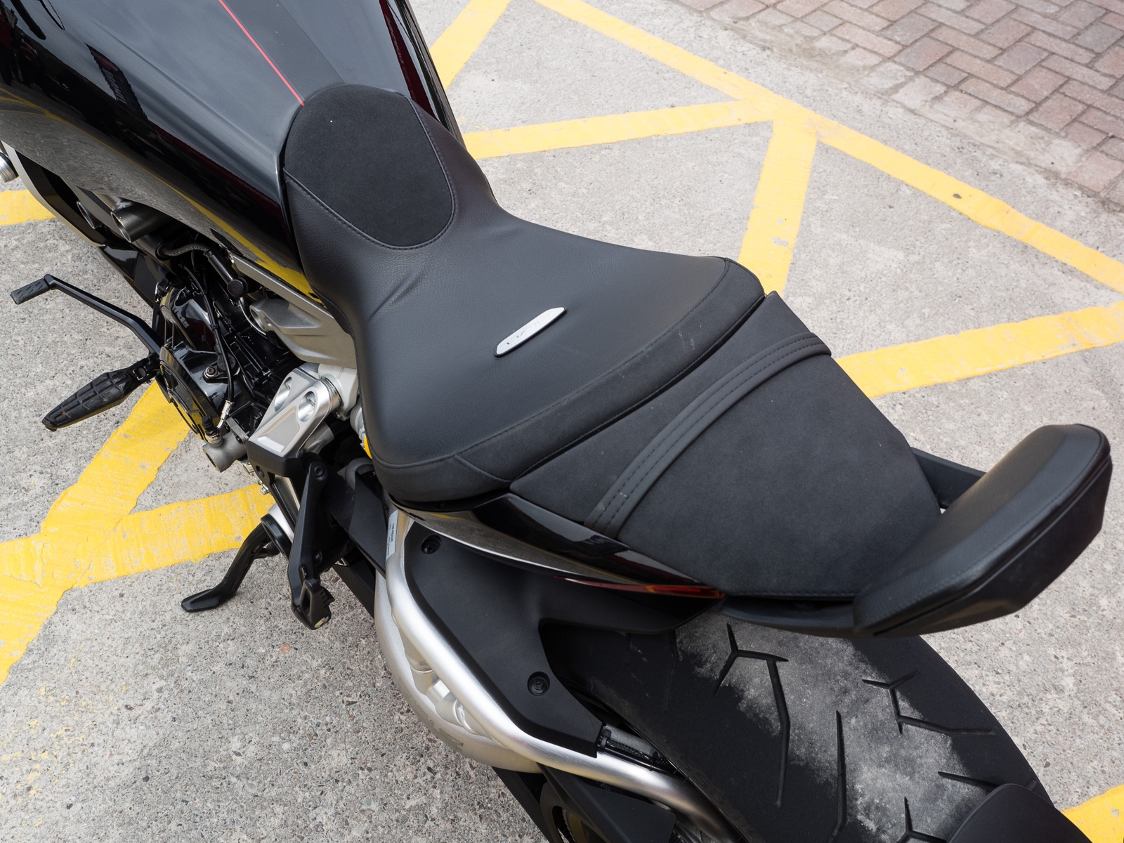 xDiavel Pillion